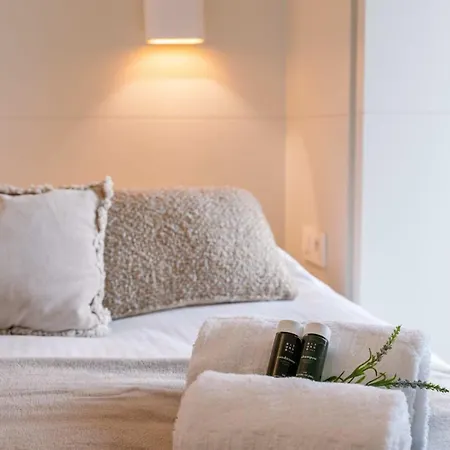 Apartamento Spacious And Modern For 8 Persons With Parking In *