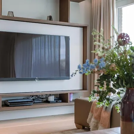 Spacious And Modern For 8 Persons With Parking In Apartamento *